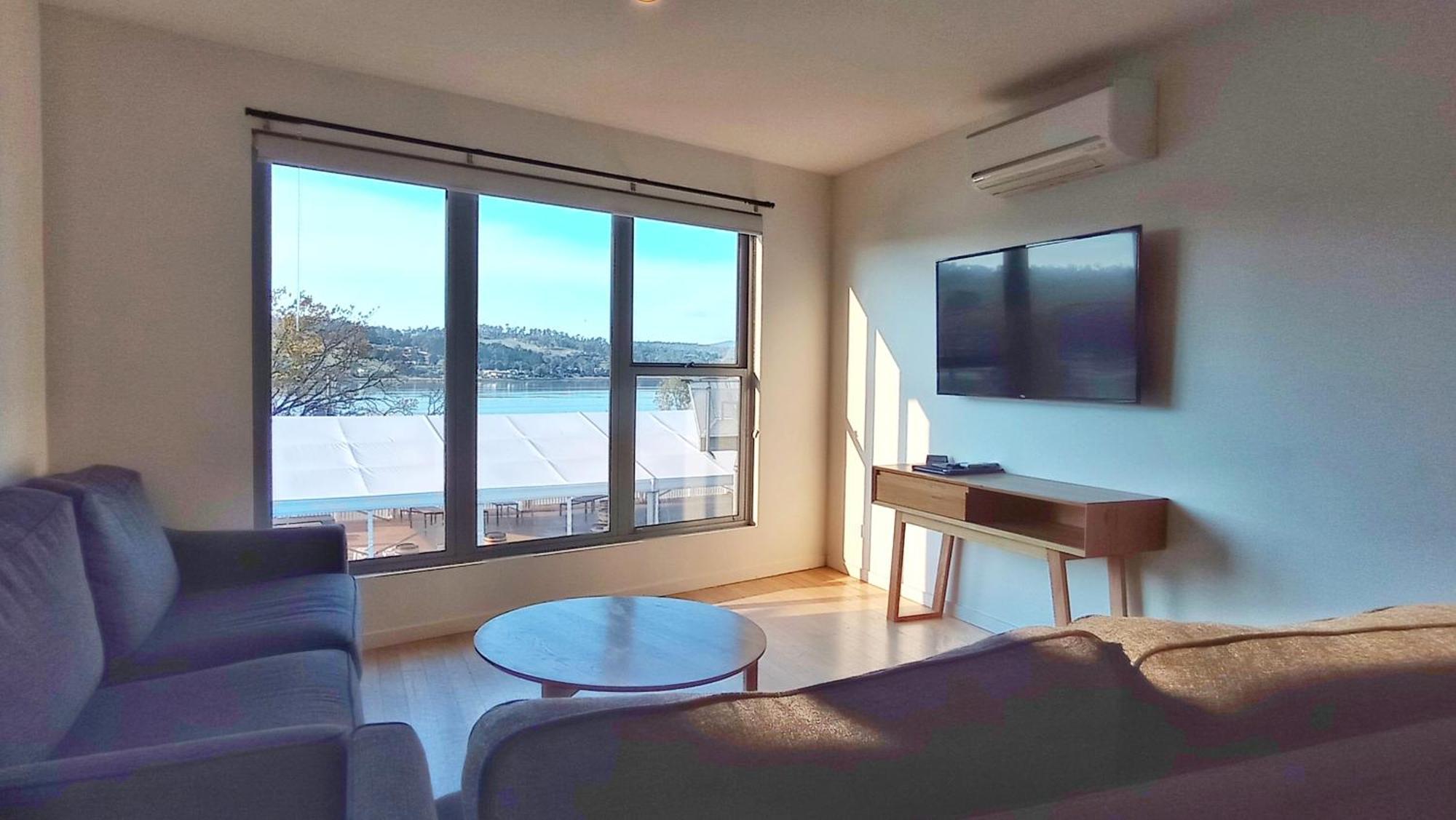Rosevears Riverview Hotel Room photo
